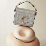 Farfetch 發(fā)發(fā)奇 現(xiàn)有 Chloé 時髦服飾鞋包折扣區(qū)3.5折起